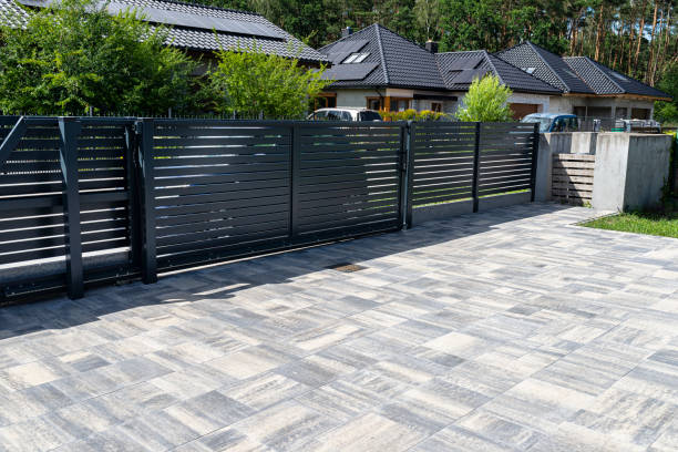 Best Residential Driveway Paver Services  in Hewlett, NY